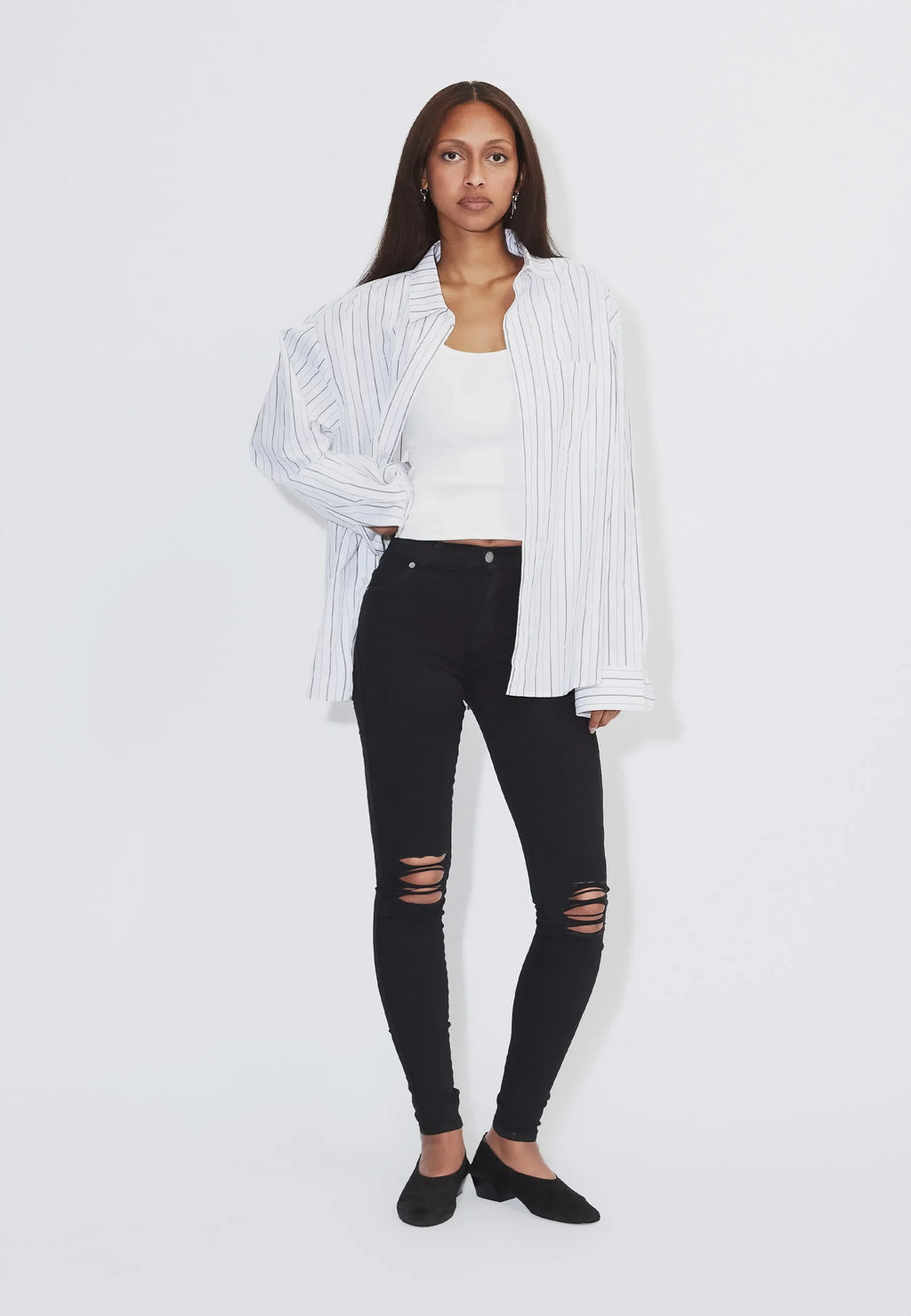 LEXY JEANS - Black Ripped Knees