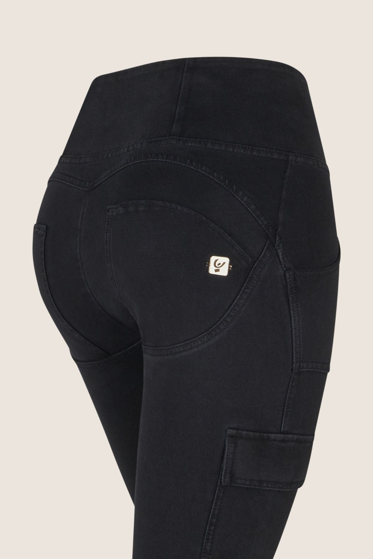 Limited Edition Sraight Leg Cargo Black Denim High Waist Ankle Length