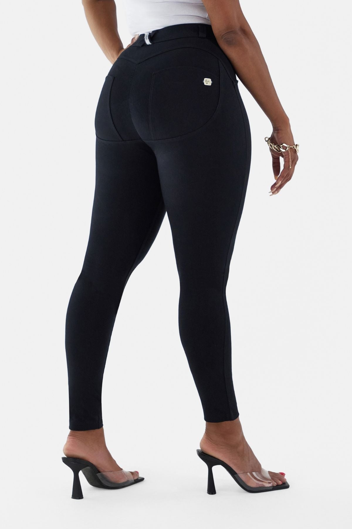 Hourglass Fit Black Cotton Mid Rise Full Length