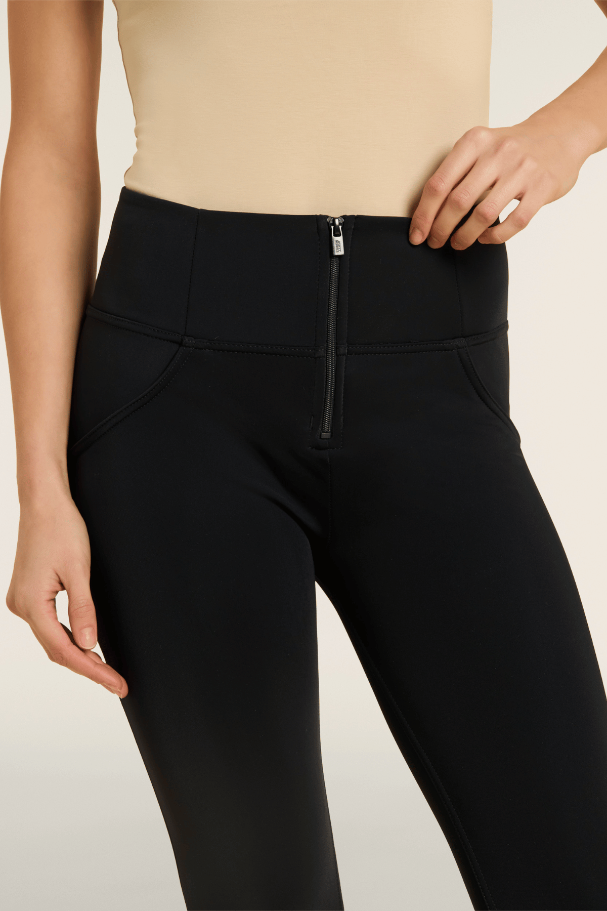 DIWO Fleece Lined Black High Rise