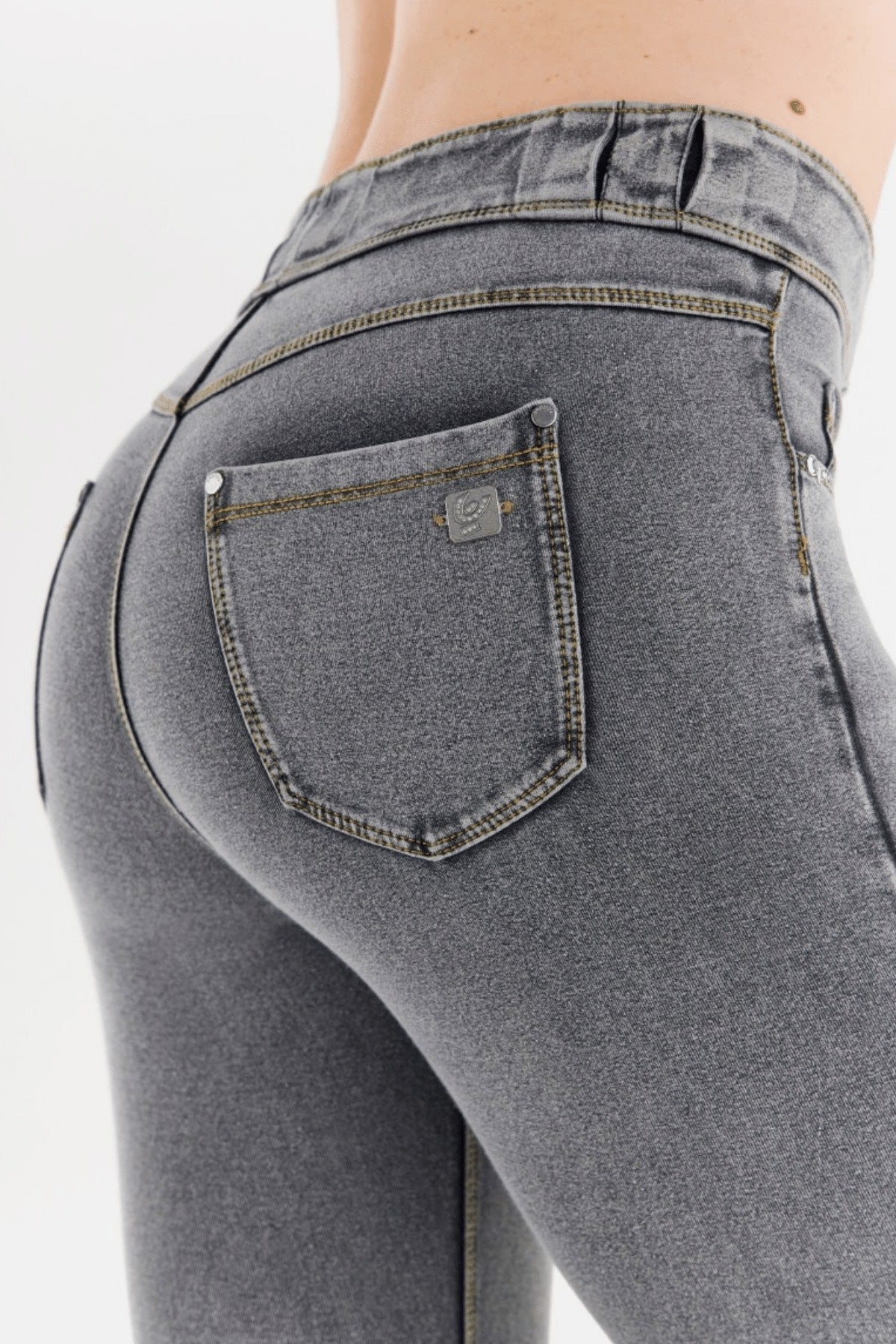 N.O.W ANKLE LEG GREY DENIM