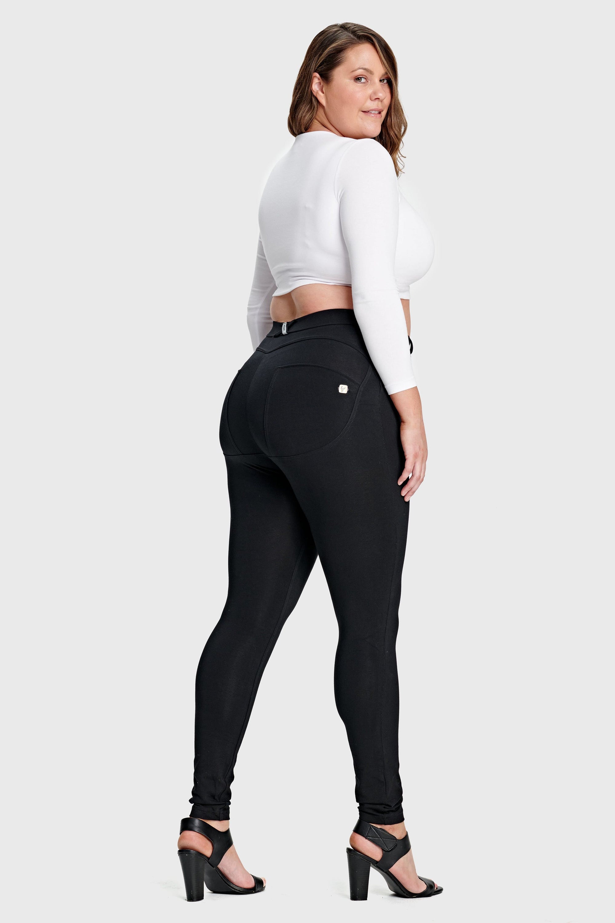 Hourglass Fit Black Cotton Mid Rise Full Length