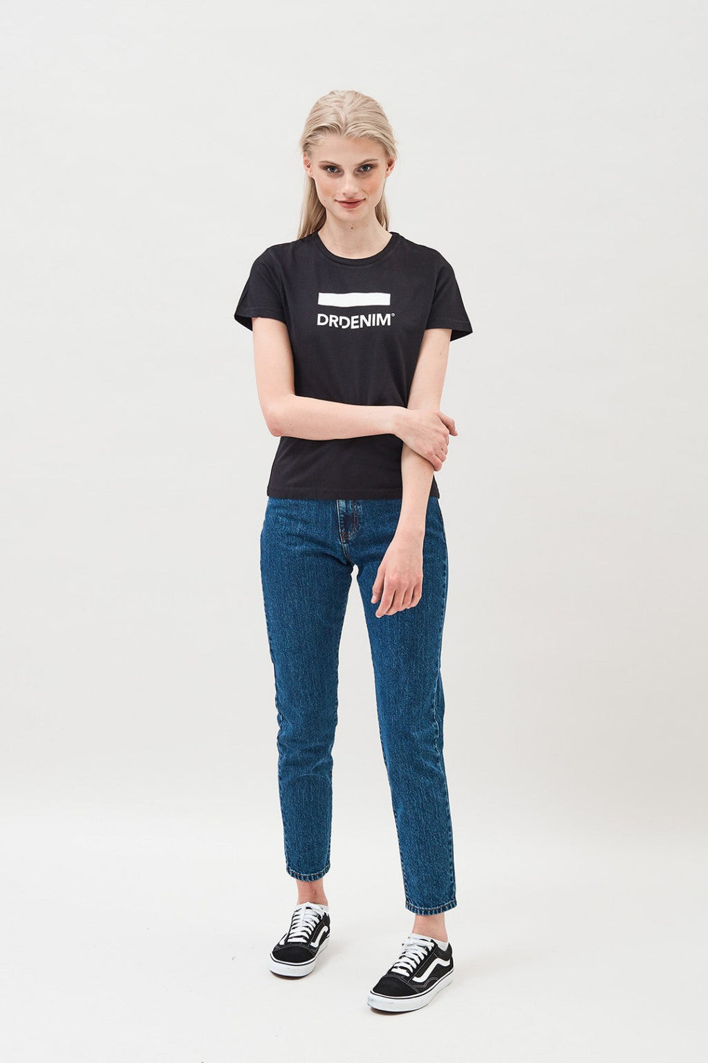 Luna Tee - Black Logo